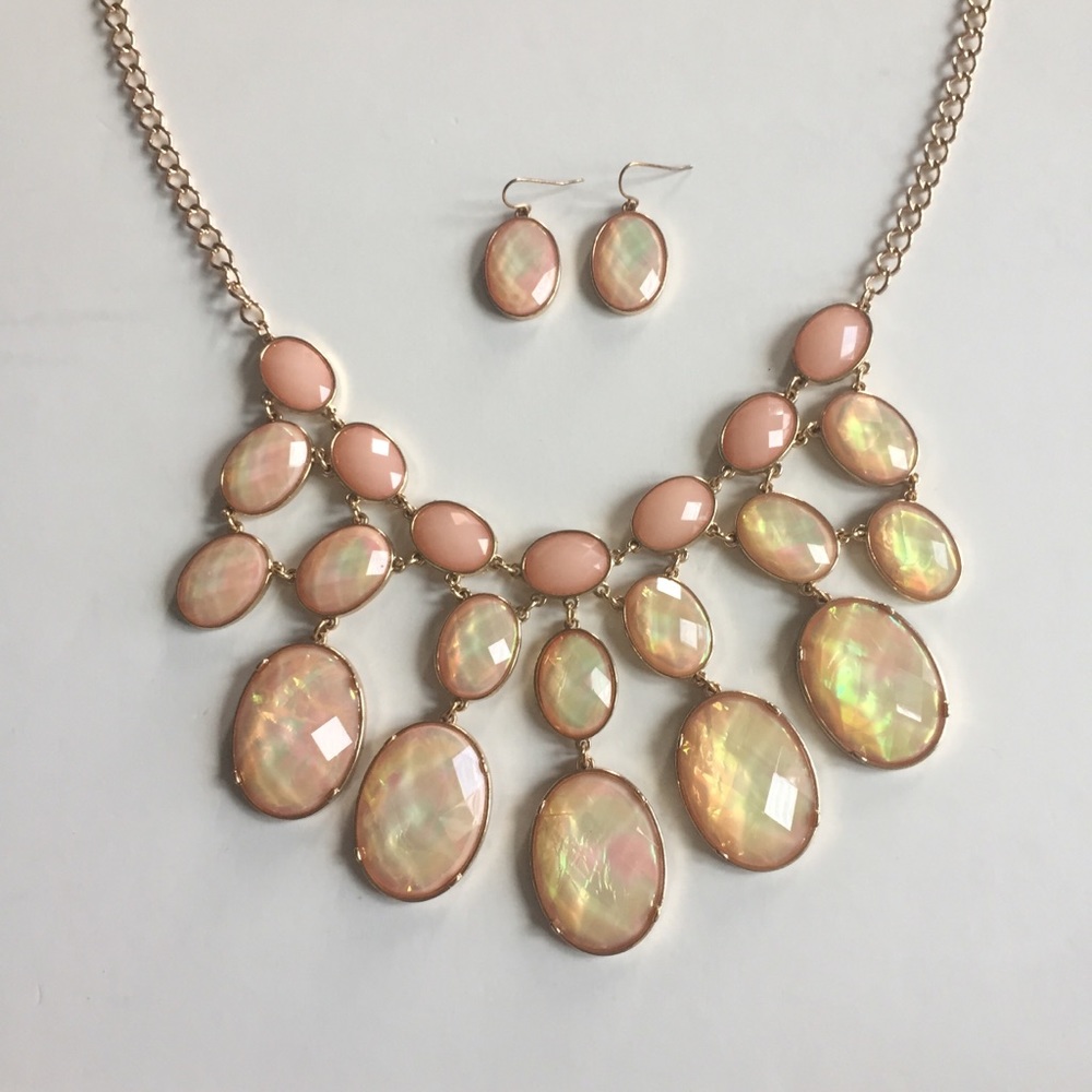 Nude & Blush Iridescent Statement Necklace Set
